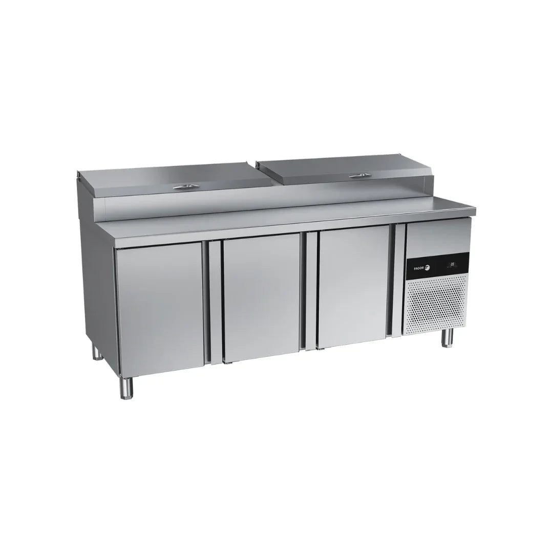 Saladette réfrigérée FAGOR 3 portes - Capacité 10xGN 1/3- gamme 700 - 440L CPZ-3G vue 1 - Usine CHR