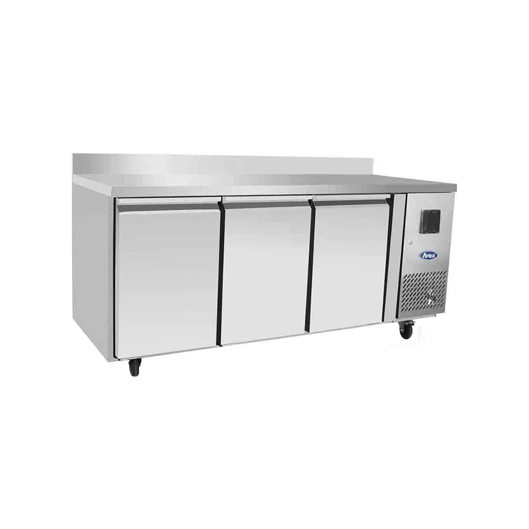 Table réfrigérée positive avec dosseret 3 portes 420L ATOSA EPF3432GR-SB vue 1 - Usine CHR