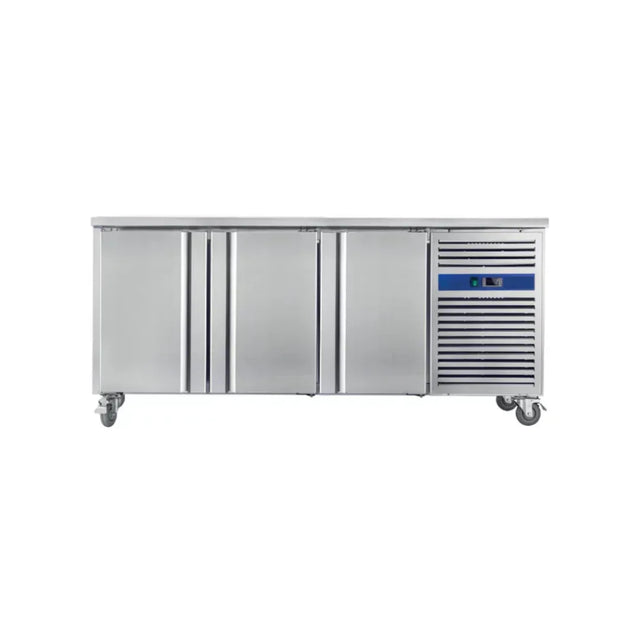 Table réfrigérée patissière positive -2/+8°C - 3 portes 40x60cm - 485L CUISTANCE TP3100TN vue 1 - Usine CHR