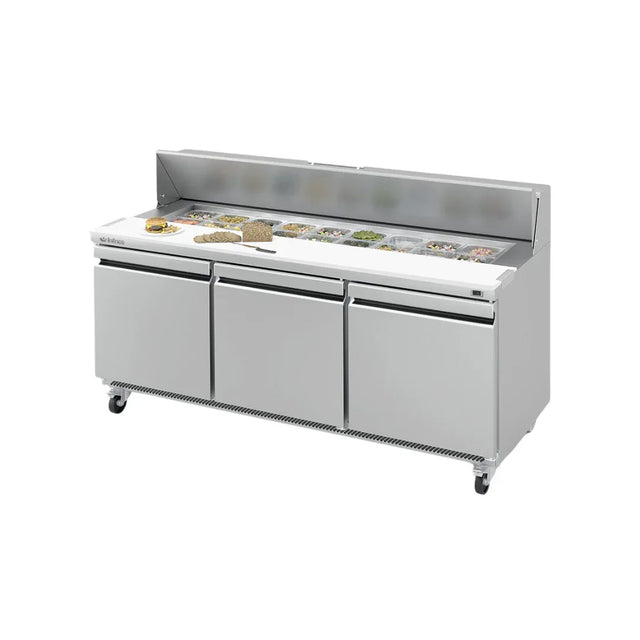 Saladette réfrigérée positive 3 portes 0/+6°C - 590L 18xGN 1/6 INFRICO UC 72 P vue 1 - Usine CHR